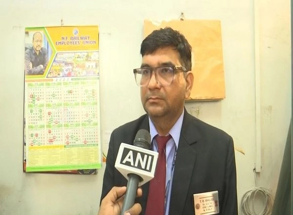 India News | North-East Express Derailment: Railways Runs Special Train for Affected Passengers, to Halt at Intermediate Stations