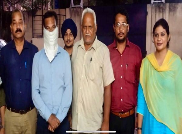 India News | Punjab: Vigilance Bureau Detains Man for Taking Rs 70,000 Bribe on Behalf of Police Sub-inspector