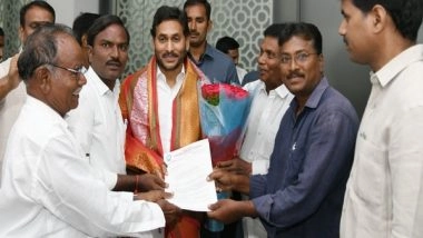 India News | Village Revenue Assistants Association Leaders Call on Andhra CM Jagan Reddy