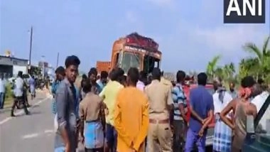 India News | Tamil Nadu Road Accident: Seven Died in Car-truck Collision in Chengam