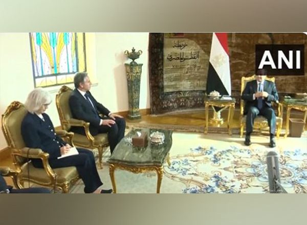 World News | US State Secy Antony Blinken Meets Egypt President Abdel Fattah El-Sisi in Cairo