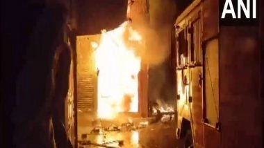 West Bengal Fire Video: Massive Blaze Erupts Out at Darjeeling's Naxalbari Bazar, No Casualties Reported