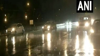 India News | Rain Lashes Parts of Delhi, Mercury Drops