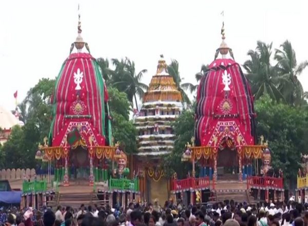 India News | Odisha: Devotees Welcome Shree Jagannath Temple Administration Decision to Enforce Dress Code During Visit