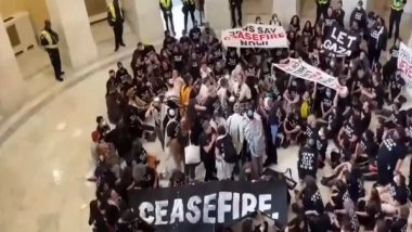 World News | US Capitol Police Arrests Demonstrators Gathered Urging Ceasefire in Gaza