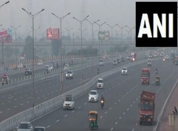 India News | Delhi's Air Quality Continues to Remain in 'moderate' Category with AQI of 117