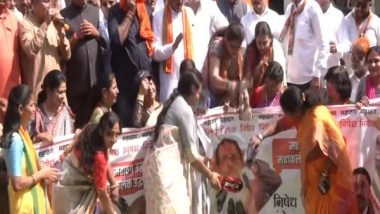 India News | Nagpur: BJP Holds 'Chappal Maro' Protest Against MVA