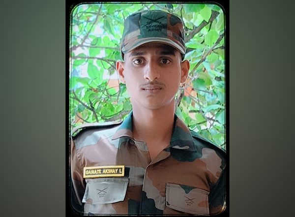 India News | Indian Army Pays Tribute to First Agniveer Gawate Akshay Laxman, Who Lost Life in Line of Duty