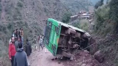 India News | J-K: 6 Devotees Injured After Minibus Turns Turtle in Udhampur