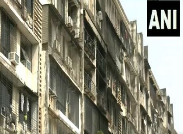 Mumbai Fire Video: Two Killed, Three Injured After Massive Blaze Erupts in Eight-Storey Building in Borivali