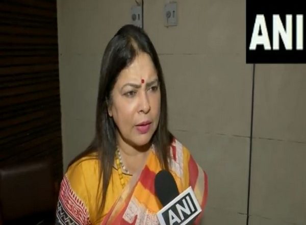 India News | Funds Raised Through Auctioned Gifts Received by PM Modi Dedicated to Namami Gange Project: Meenakashi Lekhi