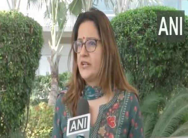 India News | UBT Sena Hits Back at Eknath Shinde Group, Dubs Them 'anti National'