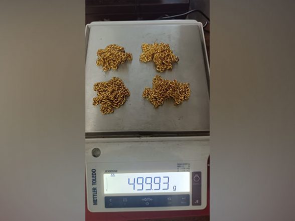 India News | Kerala: Gold Worth over Rs 26 Lakh Seized at Kochi Airport - Vimarsana News