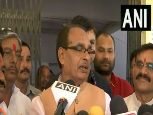 India News | MP CM Shivraj Chouhan Claims Congress' Digvijay Singh Manipulating Kamal Nath - Vimarsana News