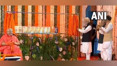 Madhya Pradesh: PM Narendra Modi Releases Three Books at Tulsi Peeth in Chitrakoot (Watch Video)