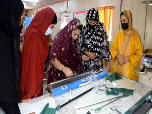 India News | J-K: Army Vocational Training Centre Helps Girls Become Financially Independent in Shopian - Vimarsana News