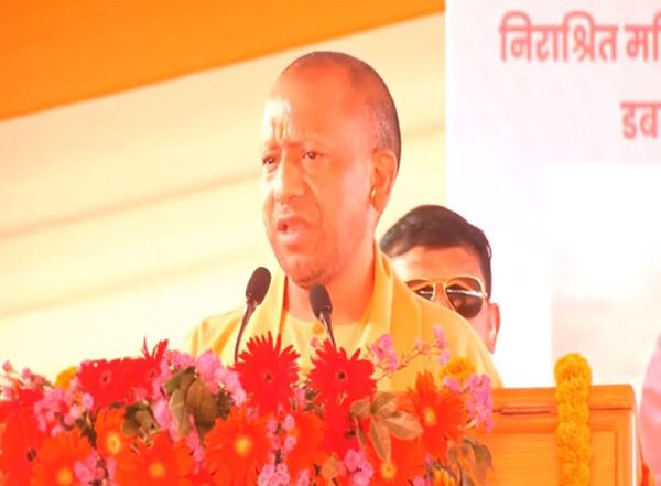 India News | Pension Amount of Destitute Women Will Be Increased in Near Future: Uttar Pradesh Chief Minister Yogi Adityanath