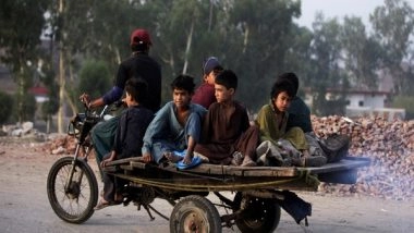 World News | Over 8000 Afghan Migrants Forced to Return from Pakistan with Just Two Days Remaining in Deadline
