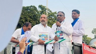 India News | Delhi Doctors Stage Protest over Various Demands Including Better Working Conditions