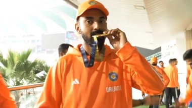 Sports News | KL Rahul Receives 'Fielder of the Match' Award in Unique Style for Performance in England Clash