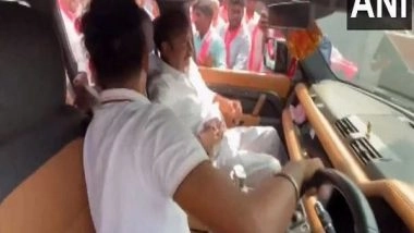 India News | Telangana: Bharat Rashtra Samithi MP Kotha Prabhakar Reddy Stabbed in Siddipet