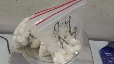 India News | Delhi Customs Seize Cocaine Worth Rs 8.3 Crore from Ghanaian Passenger