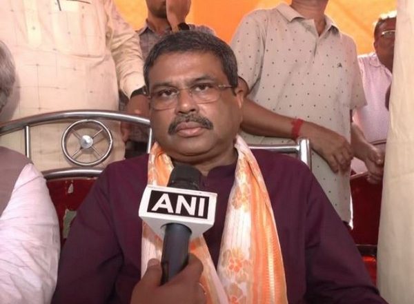 World News | Dharmendra Pradhan to Embark on Three-day Visit to UAE