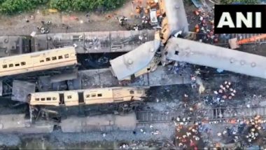 Andhra Pradesh Train Accident: Death Toll Climbs to 13 in Collison Between Two Passenger Trains on Howrah-Chennai Line in Vizianagaram (Watch Videos)
