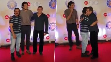 Dono Screening: Aamir Khan, Salman Khan Steal the Limelight As They Share a Warm Hug at Star-Studded Event (Watch Video)