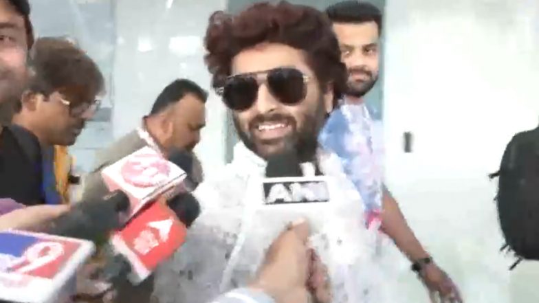 ICC World Cup 2023: Arijit Singh Arrives in Ahmedabad for Opening Ceremony Performance for India vs Pakistan Match (Watch Video)