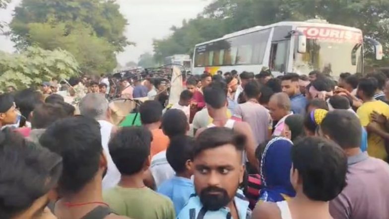 Bihar Road Accident: Five Killed, Two Injured After Speeding Bus Rams Three-Wheeler in Muzaffarpur