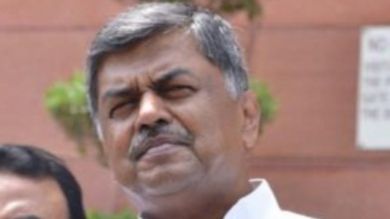 Karnataka Congress to Restructure State Unit, Revamp District Leadership
