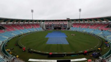 Rain Stops Play During Australia vs Sri Lanka ICC Cricket World Cup 2023 in Lucknow, Covers Come On