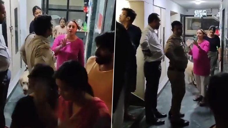 Women Fight Over Dog Bite in Ghaziabad: Two Groups of Ladies Get Into Argument After Pet Dog Bites Kid, Video Surfaces