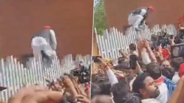 Akhilesh Yadav Jumps JPNIC Boundary Wall to Pay Tribute to Jayaprakash Narayan on His Birth Anniversary, Pics and Video Go Viral