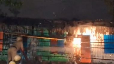 Kolkata Fire: Blaze Erupts At Residential Building in Ultadanga, Fire Tenders Rushed to Spot (Watch Video)