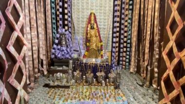 Navaratri 2023: Idol of Goddess Lakshmi Decorated With 6 Kg of Gold, Rs 2 Crore Cash in Visakhapatnam