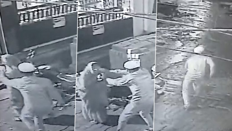 Uttar Pradesh Chain Snatching Video: Man Wearing 'Skull Cap' Snatches Chain of Woman Out on Morning Walk in Jaunpur, Shocking CCTV Footage Surfaces