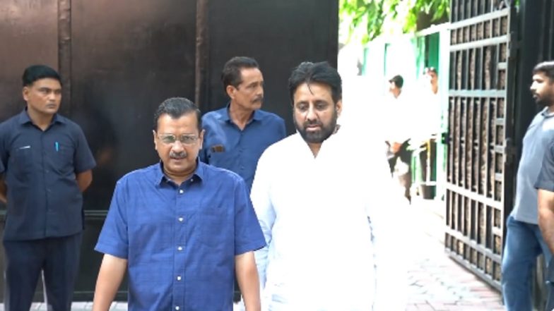 ED Raid on Amanatullah Khan: Arvind Kejriwal Slams Centre Over ED Searches at AAP MLA’s Premises, Says ’PM Narendra Modi Trying To Diminish AAP' (Watch Video)