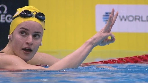 Australian Swimmer Kaylee McKeown Sets World Record in 50 Backstroke