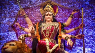 Maa Durga Bhajans by Anuradha Paudwal: Listen to Devotional Songs and Celebrate Navratri and Durga Puja Festivals (Watch Videos)
