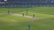 Spirit of Cricket! New Zealand&rsquo;s Rachin Ravindra and Daryl Mitchell Refuse to Take Run Off Suryakumar Yadav&rsquo;s Overthrow During IND vs NZ CWC 2023 Match