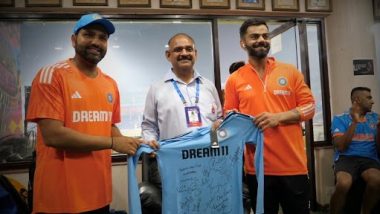 Indian Cricket Team Presents Signed Jersey To DDCA's Vinod Kumar For His 40 Years of Service as Dressing Room Attendant, BCCI Shares Video