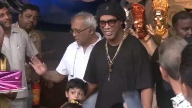 Brazilian Football Legend Ronaldinho Attends Durga Puja 2023 Celebrations at Chetla Agrani Club in Kolkata