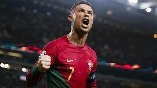 Cristiano Ronaldo Nets Two Goals As Portugal Beat Slovakia 3-2, Qualify for Euro 2024 (Watch Goal Video Highlights)