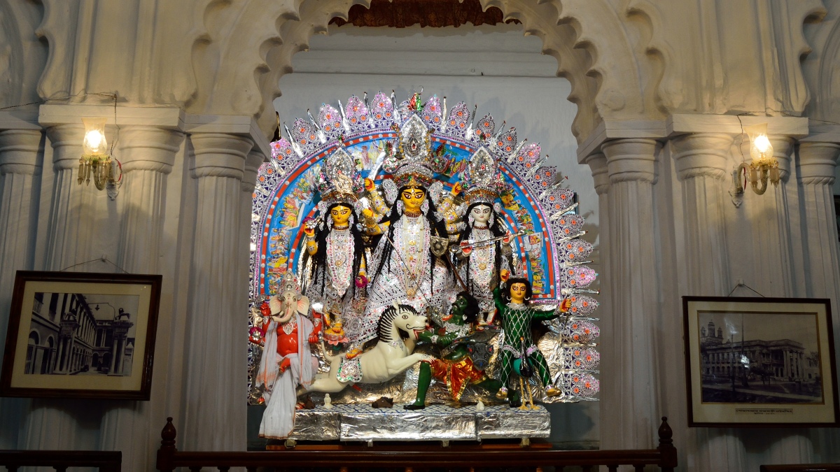 Durga Puja Pandals In India This Durgotsav 2023 Visit These 5 Famous Pandals To Enjoy The 