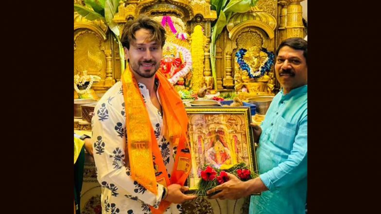 On Ganapath’s Release Day, Tiger Shroff Visits Mumbai’s Siddhivinayak Temple and Offers Prayers to Lord Ganesha (View Pic)