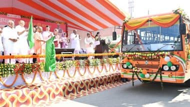 Uttar Pradesh CM Yogi Adityanath Inaugurates Mission Mahila Sarathi, Flags Off 51 BS VI Buses in Ayodhya (Watch Video)