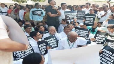 TMC Protest in Delhi Day 2: Trinamool Congress Leader Abhishek Banerjee Protests in National Capital Demanding State Funds, Skips ED Summons in Teacher Recruitment Case