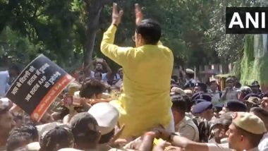 Delhi Liquor Excise Policy Case: Delhi BJP Workers Protest Outside AAP Headquarters, Demand Resignation of CM Arvind Kejriwal (Watch Video)